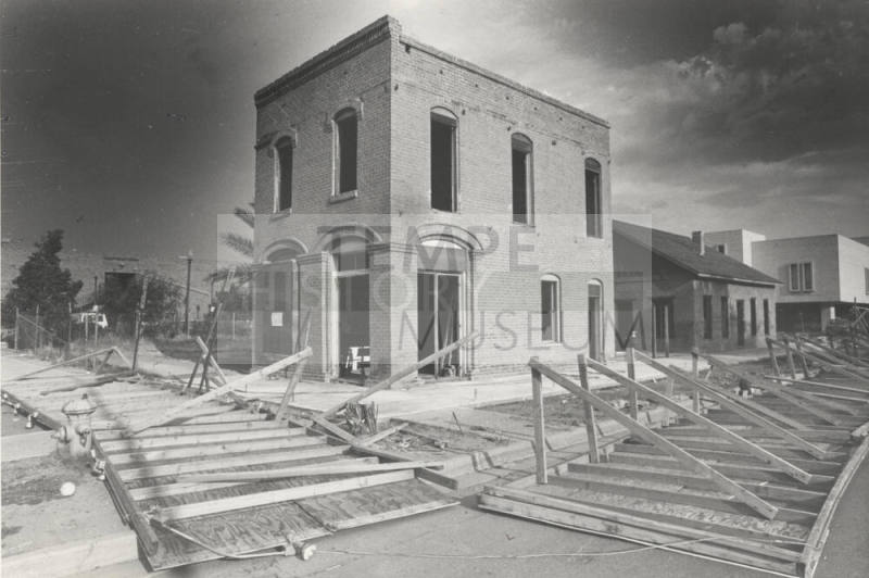 High Winds Down Hackett House Barricades