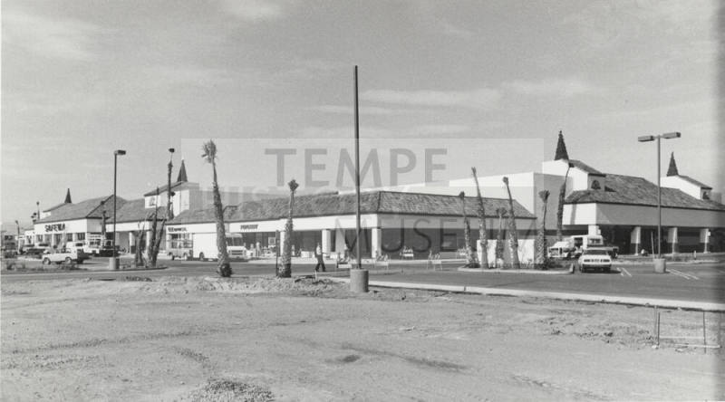 Southern Palms Shopping Center-Tempe, AZ