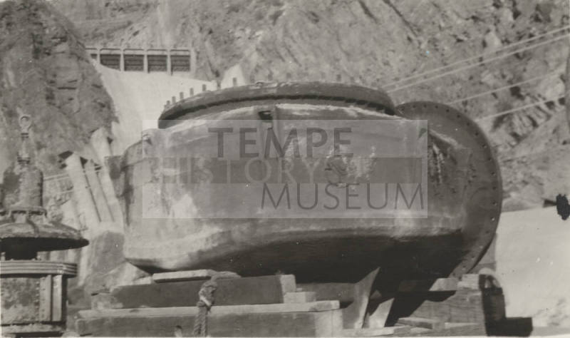 Photo- Old balanced valve at Roosevelt Dam