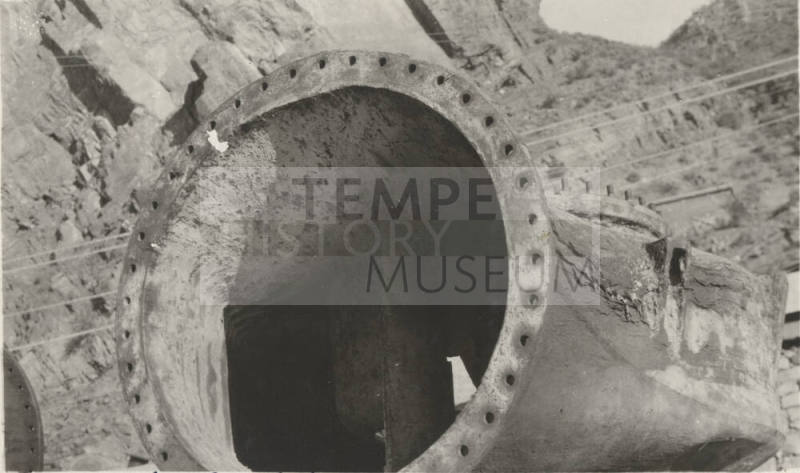 Photo- Old balanced valve at Roosevelt Dam