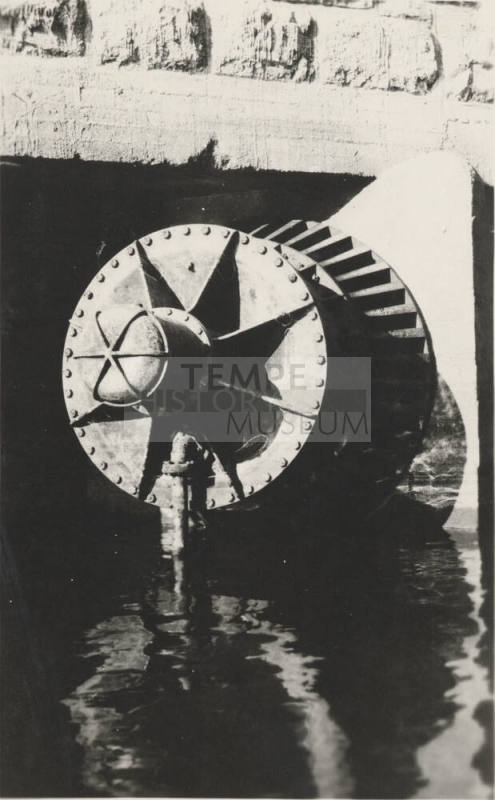 Photo- Old balanced valve at Roosevelt Dam