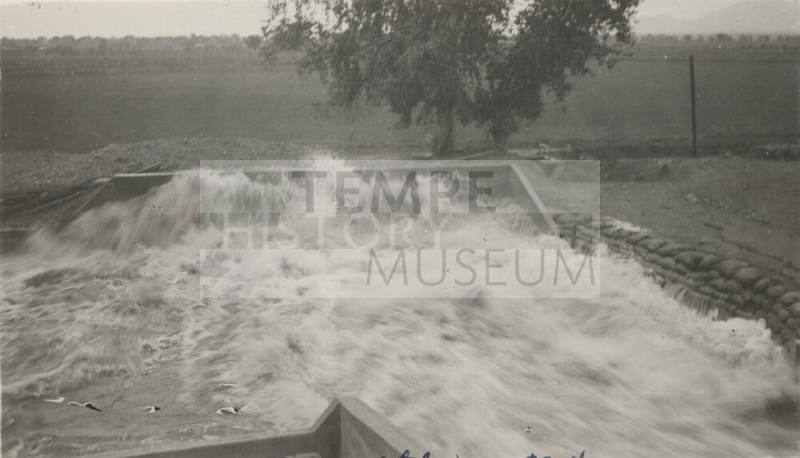 Photo- South Consolidated Power Plant- water discharge