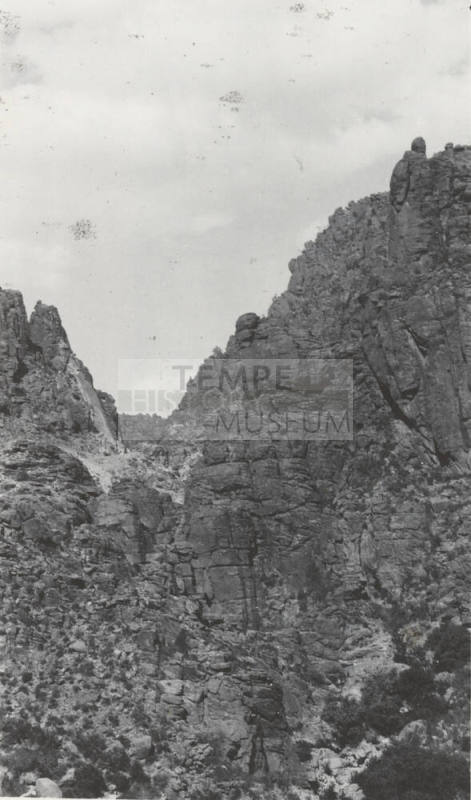 Photo- line tower on top of mountain