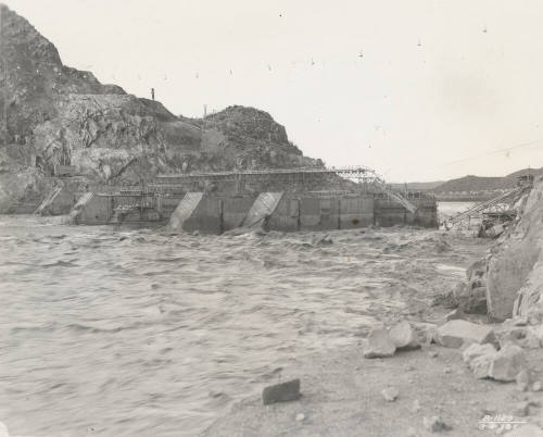 Photo- View of a flooded Verde River during the construction of Bartlett Dam