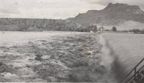 Photo-View of the Salt River flowing over the Granite Reef Diversion Dam