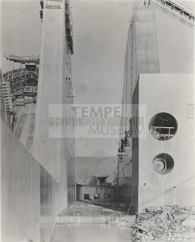 Photo-View of the Bartlett Dam under construction