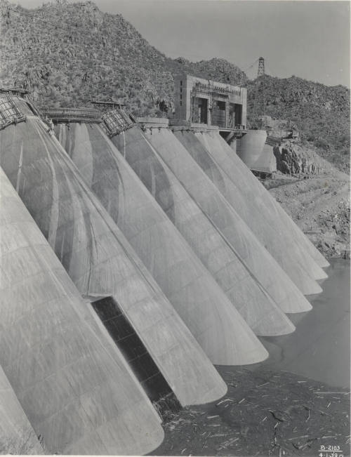 Photo- View of the construction of Bartlett Dam and the use of the arched forms