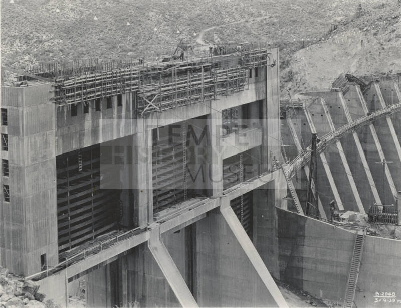 Photo- Close-up view of the construction of the spillway of Bartlett Dam