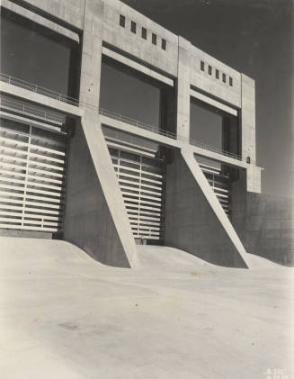 Photo-View of completed Bartlett Dam spillway