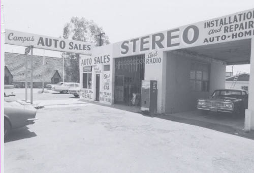 Campus Auto Sales - 737 East Apache Boulevard, Tempe, Arizona