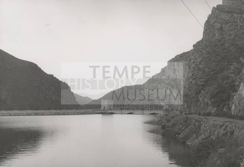 Photo-View of Roosevelt Dam with filled Roosevelt Lake