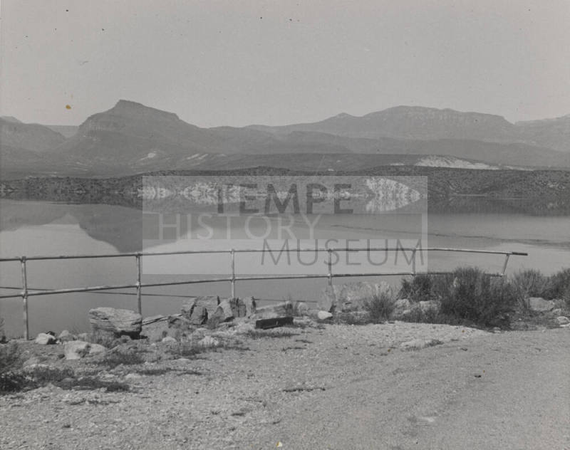 Photo-View of Roosevelt Lake with mountains in the background