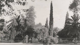 Entrance into park area at Arizona State University