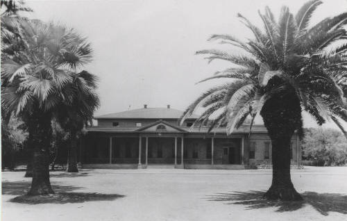1906 building by R.H. Blome replaced the original Normal School building