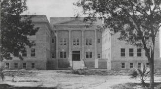 Industrial Arts building constructed in 1914 at Arizona State University
