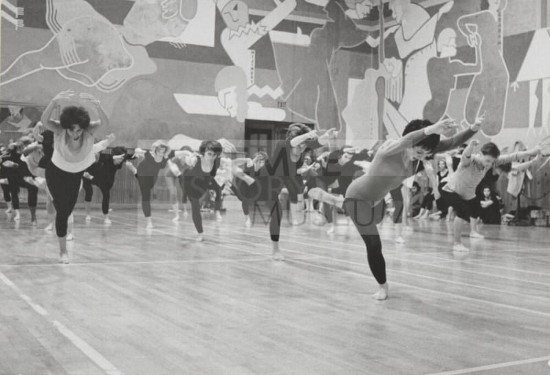 Modern dance class in the Moeur Acitivity Center's Ballroom