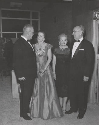 President and Mrs. Gammage talk to Mr. And Mrs. Knorpp