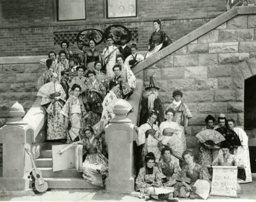 Class of 1899 was a live wire group of 32 students