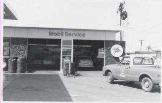 University Mobil Gasoline Station - 904 East Apache Boulevard, Tempe, Arizona