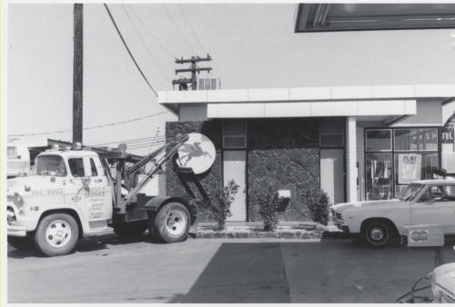 University Mobil Gasoline Station - 904 East Apache Boulevard, Tempe, Arizona