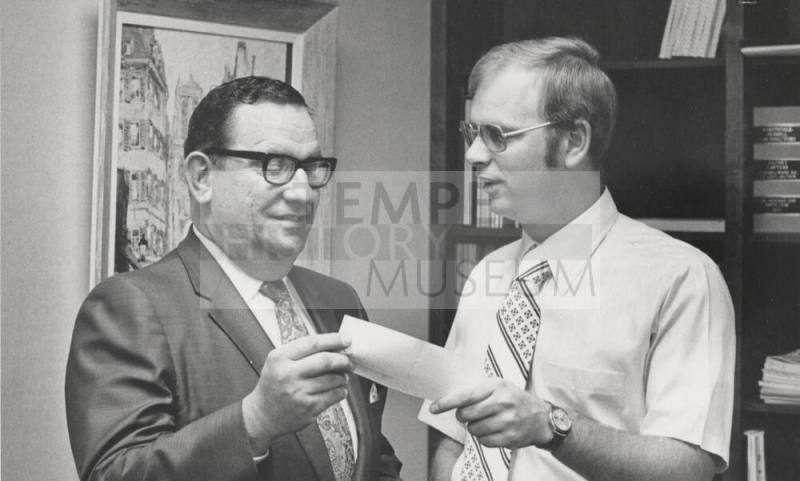 Carl Miller Receives Check from Richard Duve for Gifts and Endowments to A.S.U.