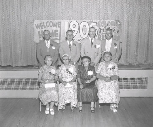 President Gammage Greets Golden Jubilee Class of 1905