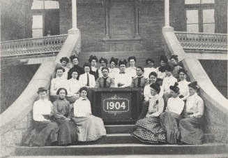 1904 Class Photograph of Students from the Tempe Normal School