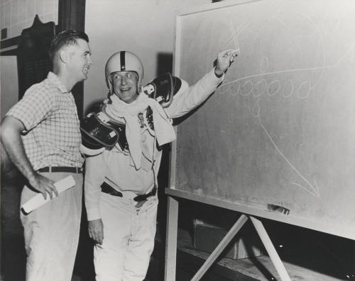 Jerry Van Dyke Jokingly Outlines Football Play