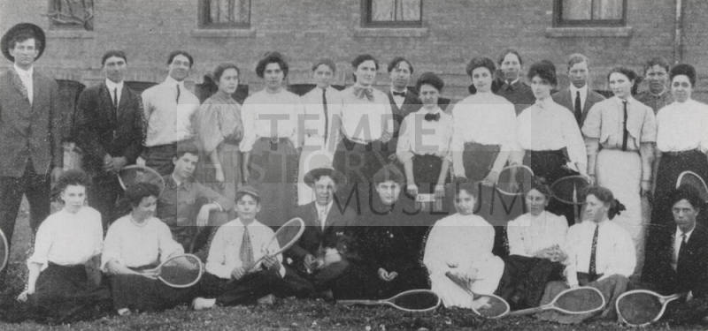 1907 Photograph of Men's and Women's Tennis Players