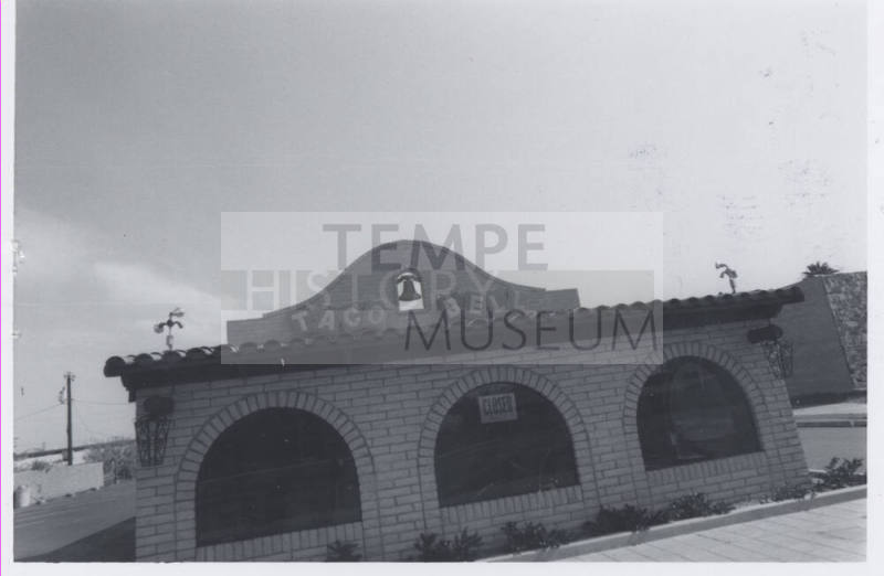 Taco Bell Restaurant - 936 East Apache Boulevard, Tempe, Arizona