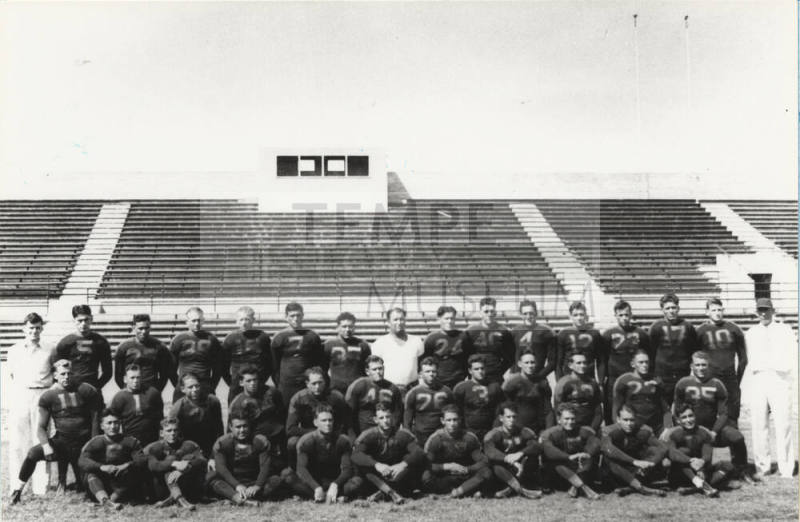 The 1936 Bulldog Team Rudy Lavik Coached