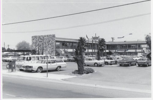 Arizona Mobile Management - 1000 East Apache Boulevard, Tempe, Arizona