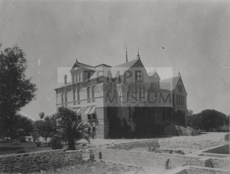 Old Main, with Science Hall under construction