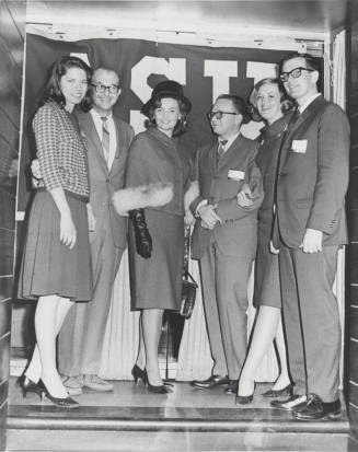 Vonda Kay Van Dyke (in fur-trimmed suit) Miss Arizona, later Miss America
