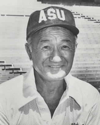 Bill Kajikawa, Football Coach
